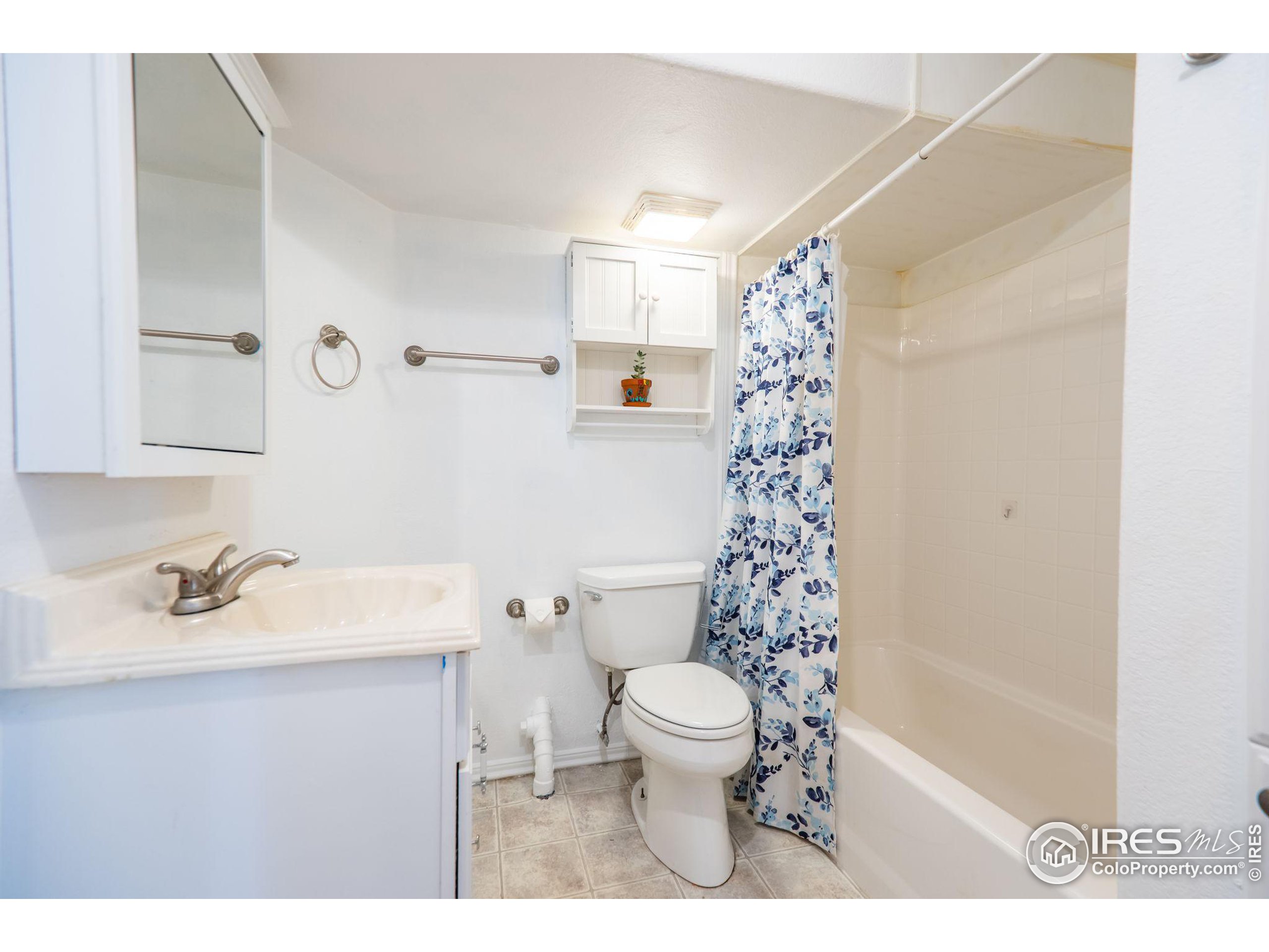 239 Maggie St