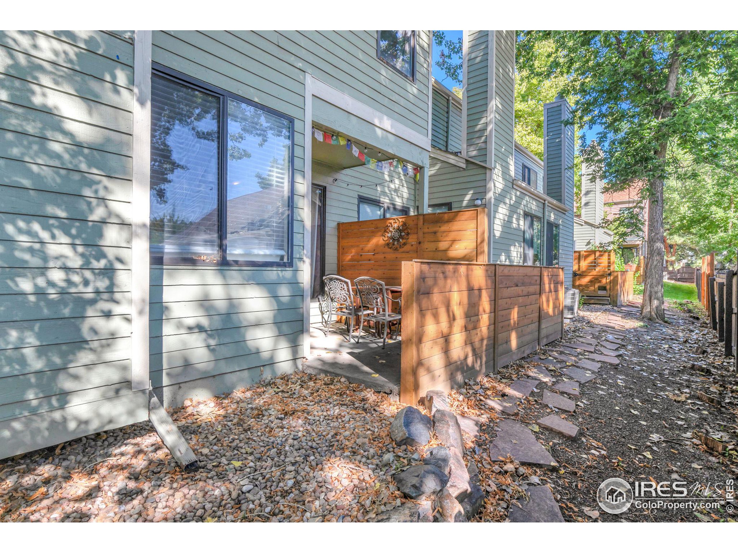 3092 Fulton Cir