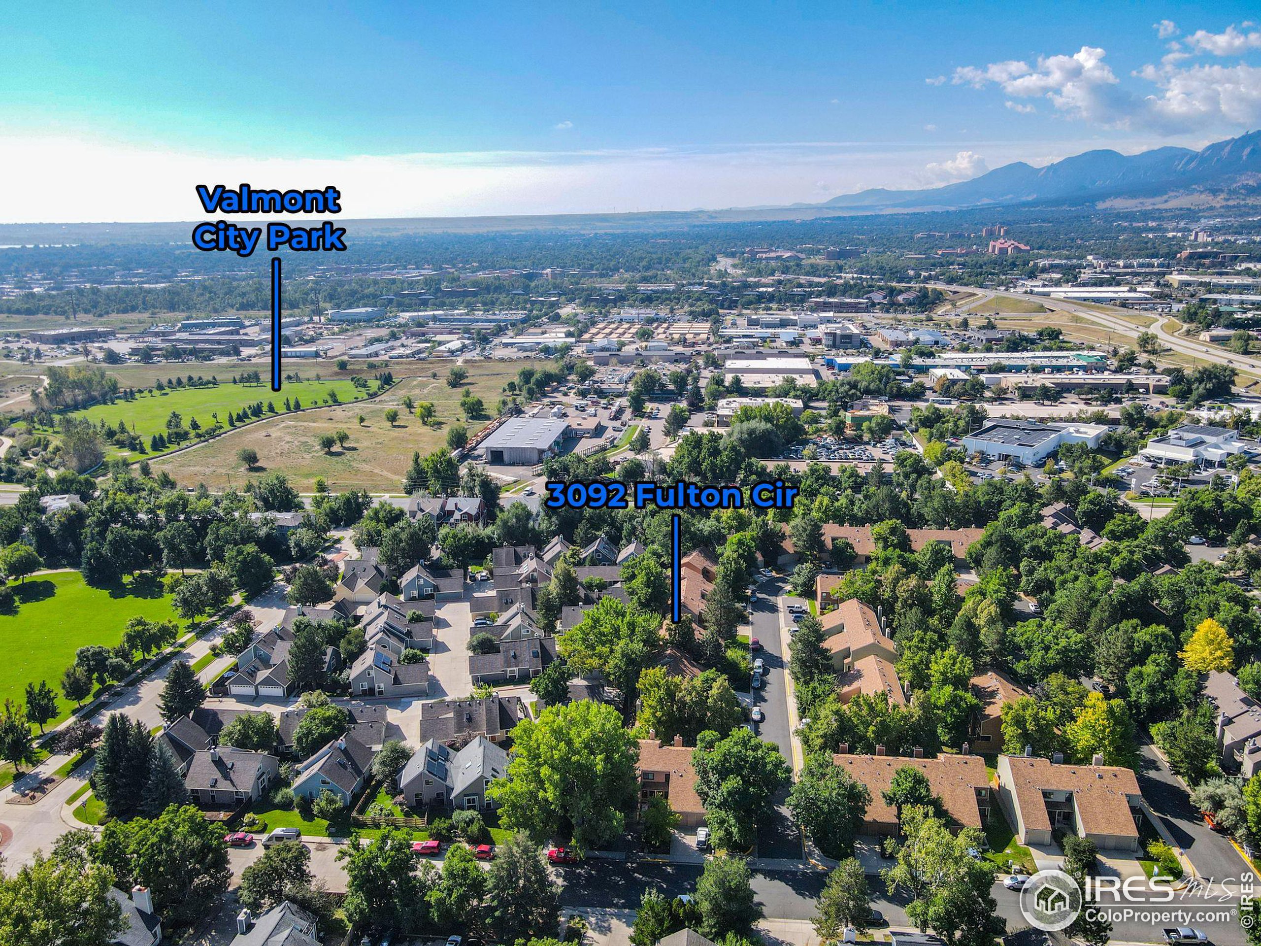 3092 Fulton Cir