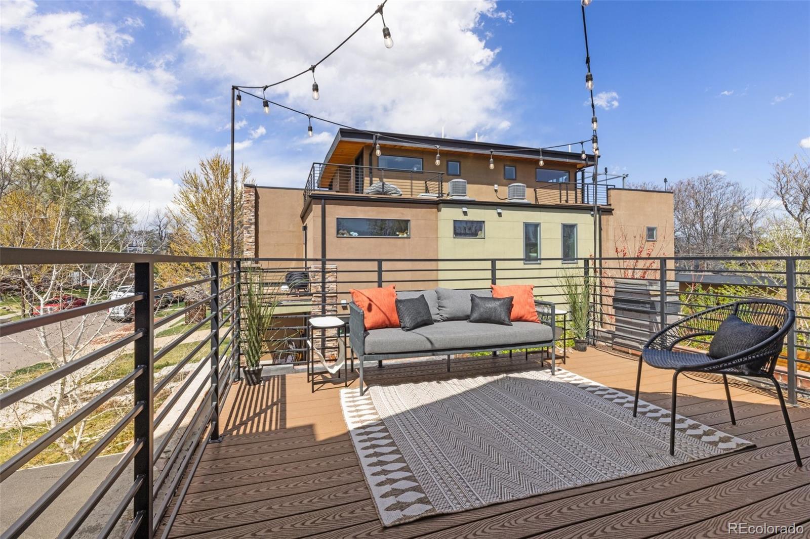 2135 W 40th Avenue