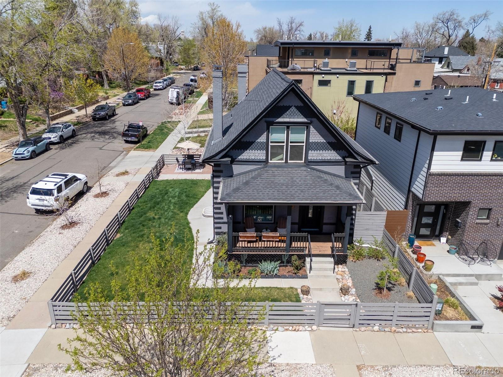 2135 W 40th Avenue