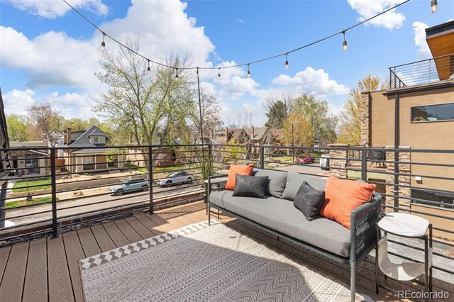 2135 W 40th Avenue