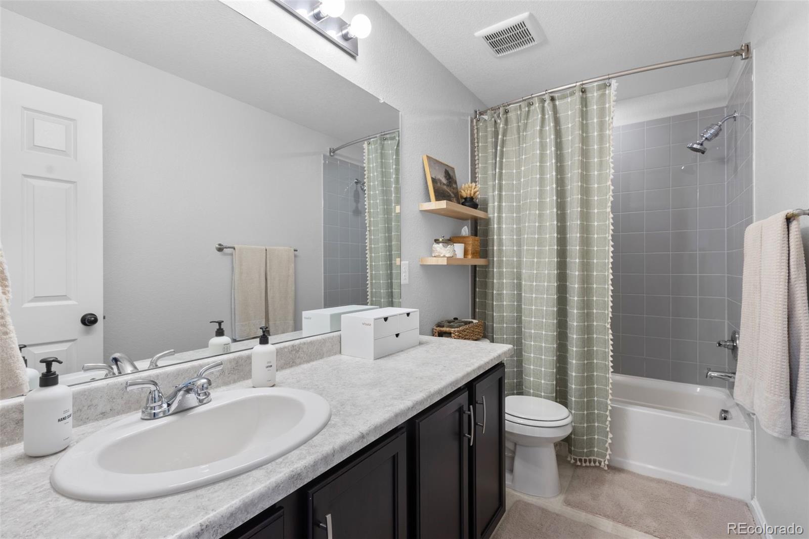 2637 Gray Wolf Place