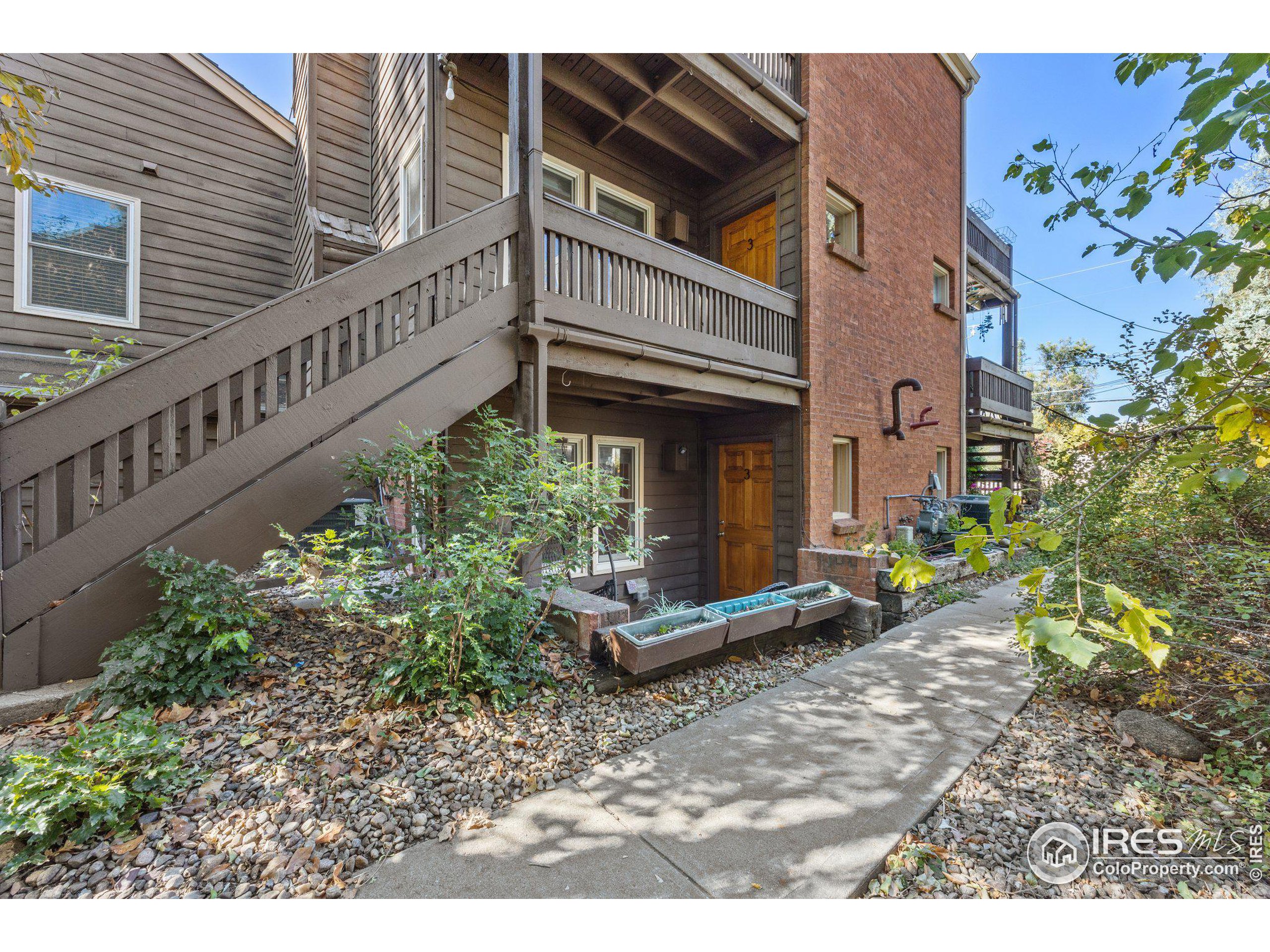 2119 Spruce St 3