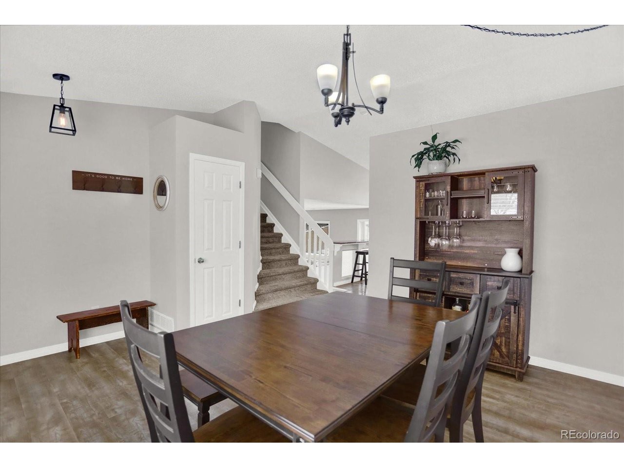 9689 Townsville Cir