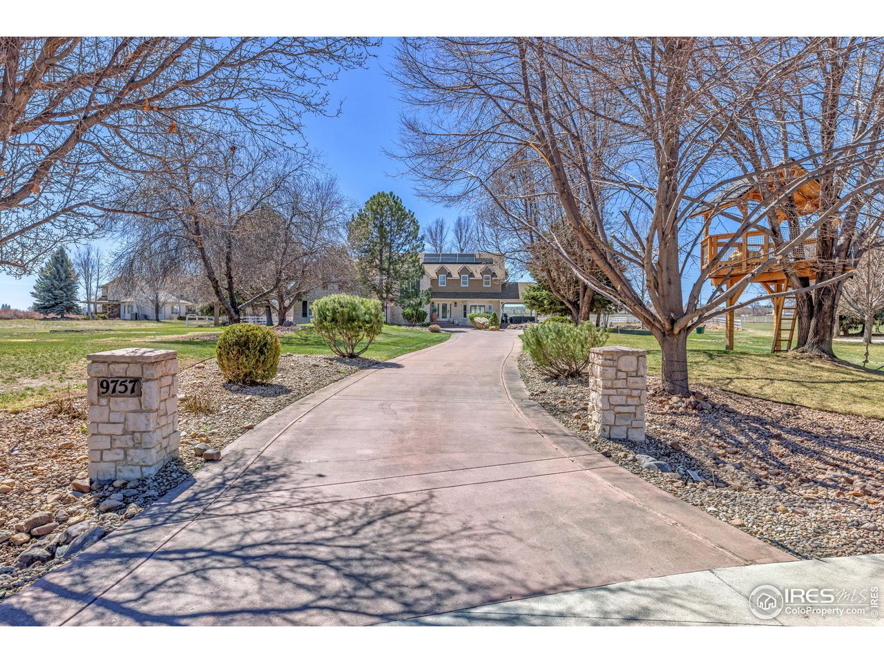 9757 Niwot Rd
