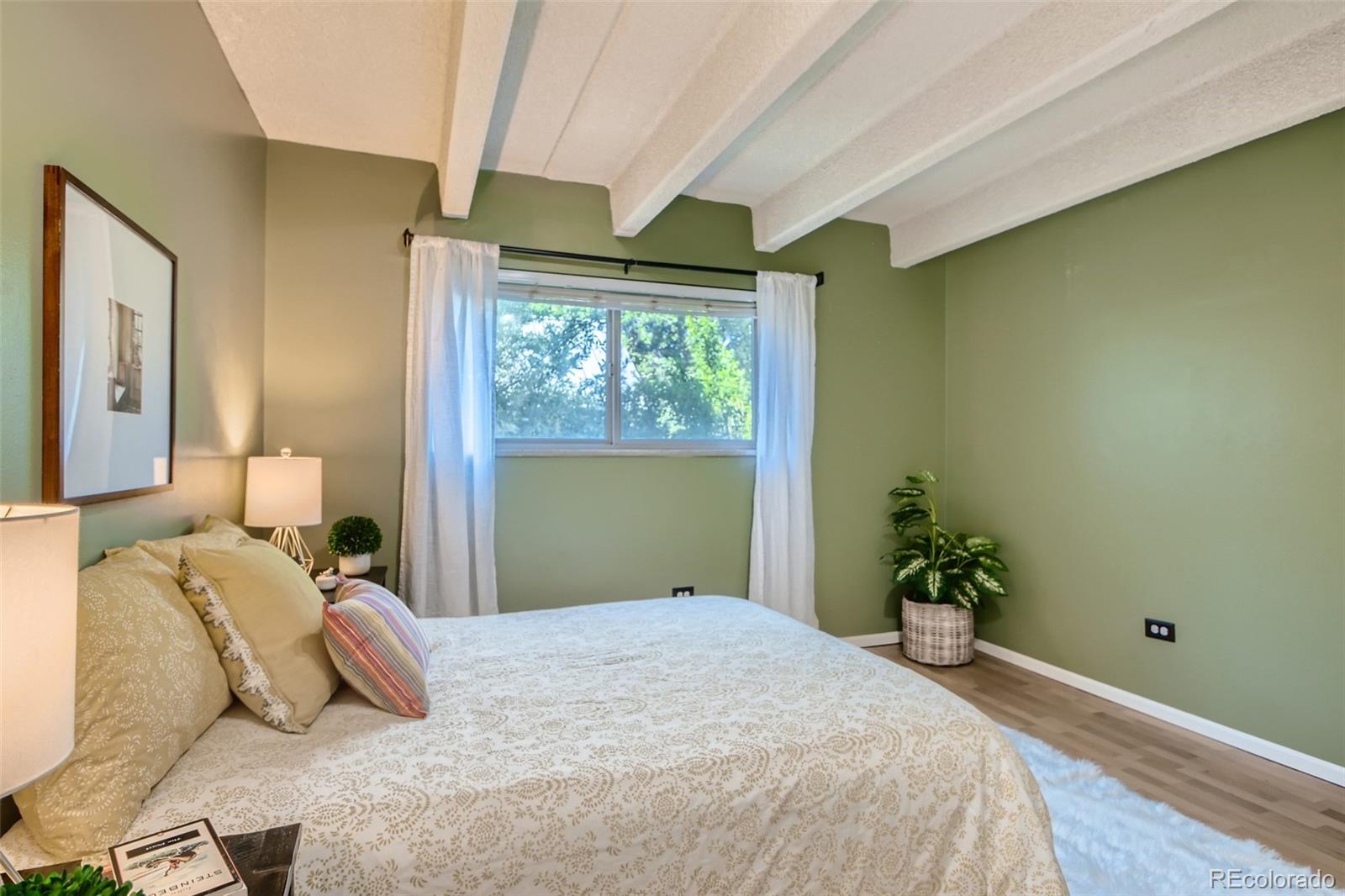 1265 Elizabeth Street Unit: 305