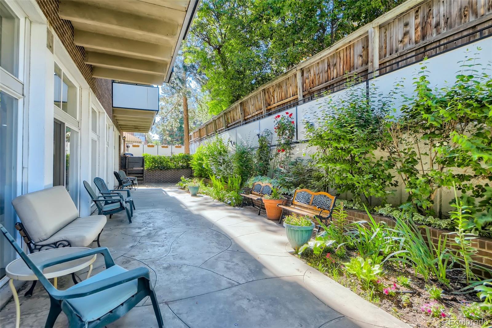 1265 Elizabeth Street Unit: 305