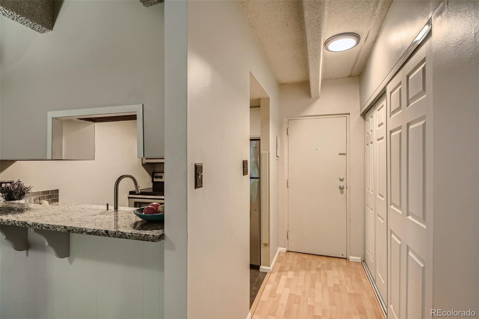 1265 Elizabeth Street Unit: 305