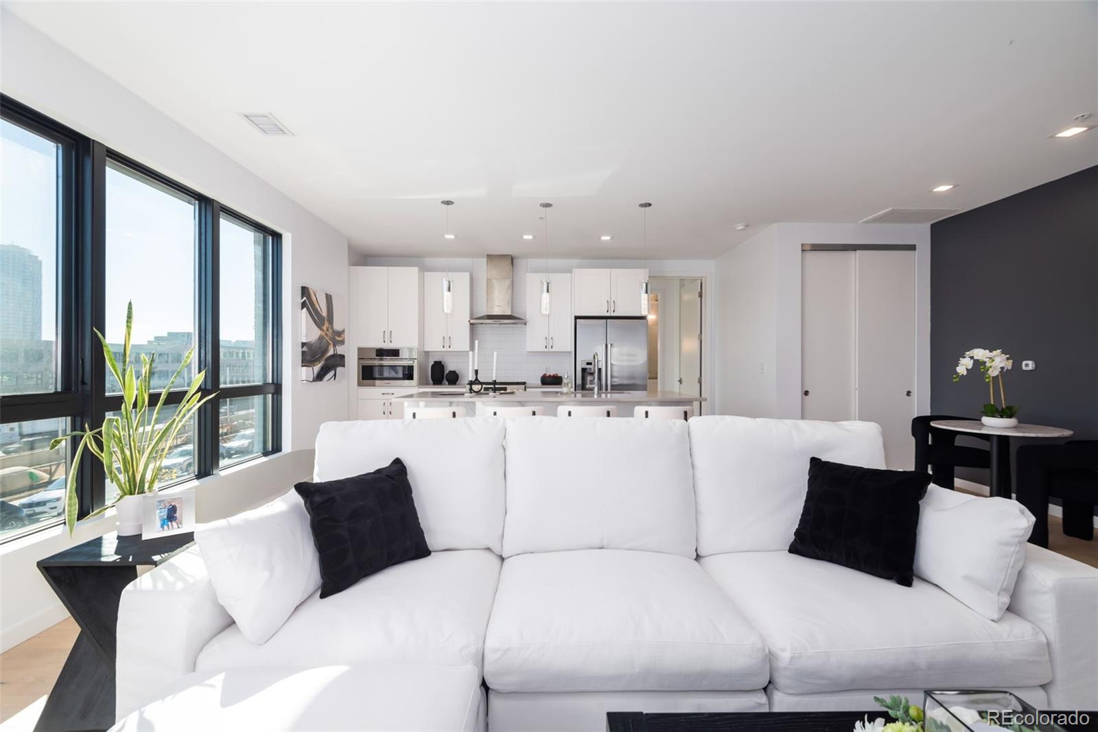 1735 Central Street Unit: 212