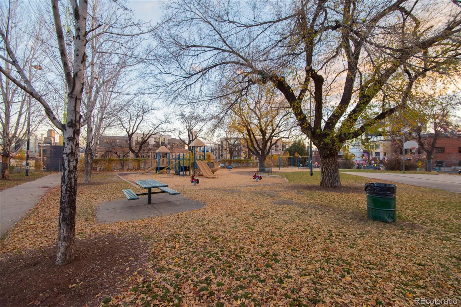 1735 Central Street Unit: 212