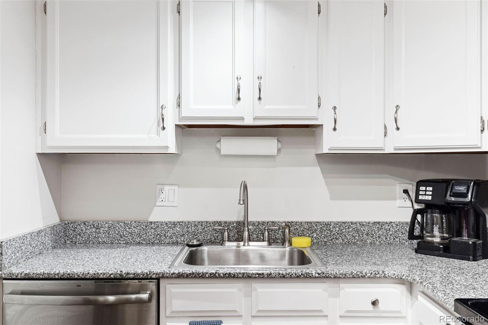 2900 Shadow Creek Drive Unit: 102