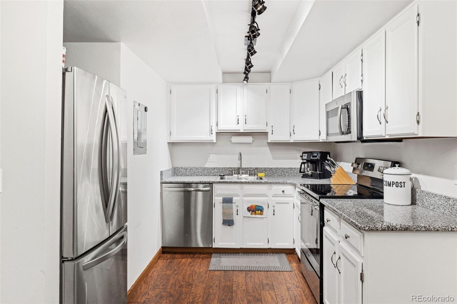 2900 Shadow Creek Drive Unit: 102
