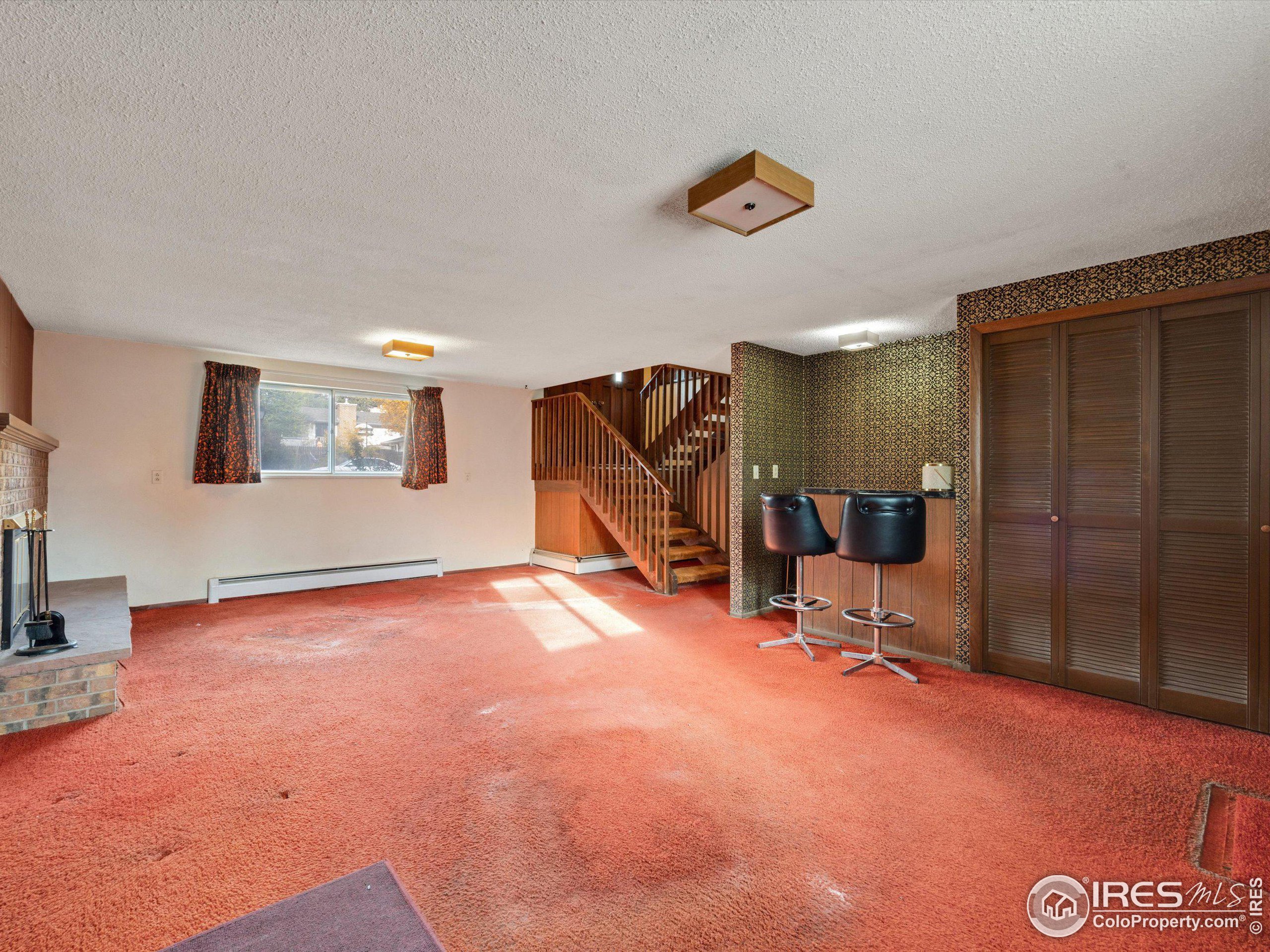 1525 Northwestern Rd