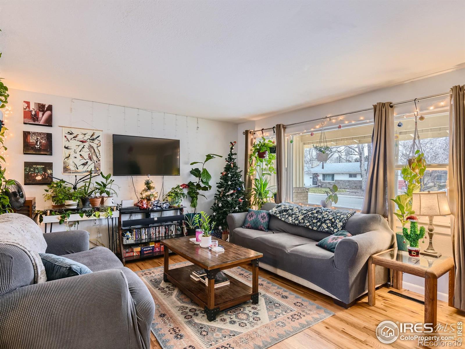 517 Crestmore Place