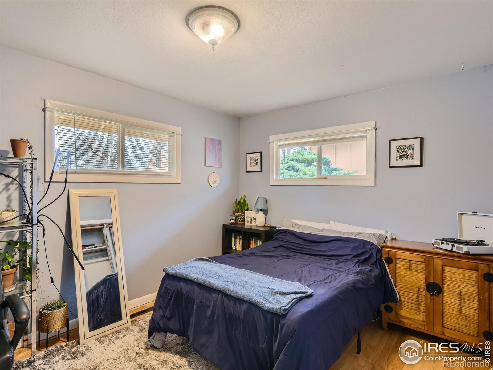 517 Crestmore Place