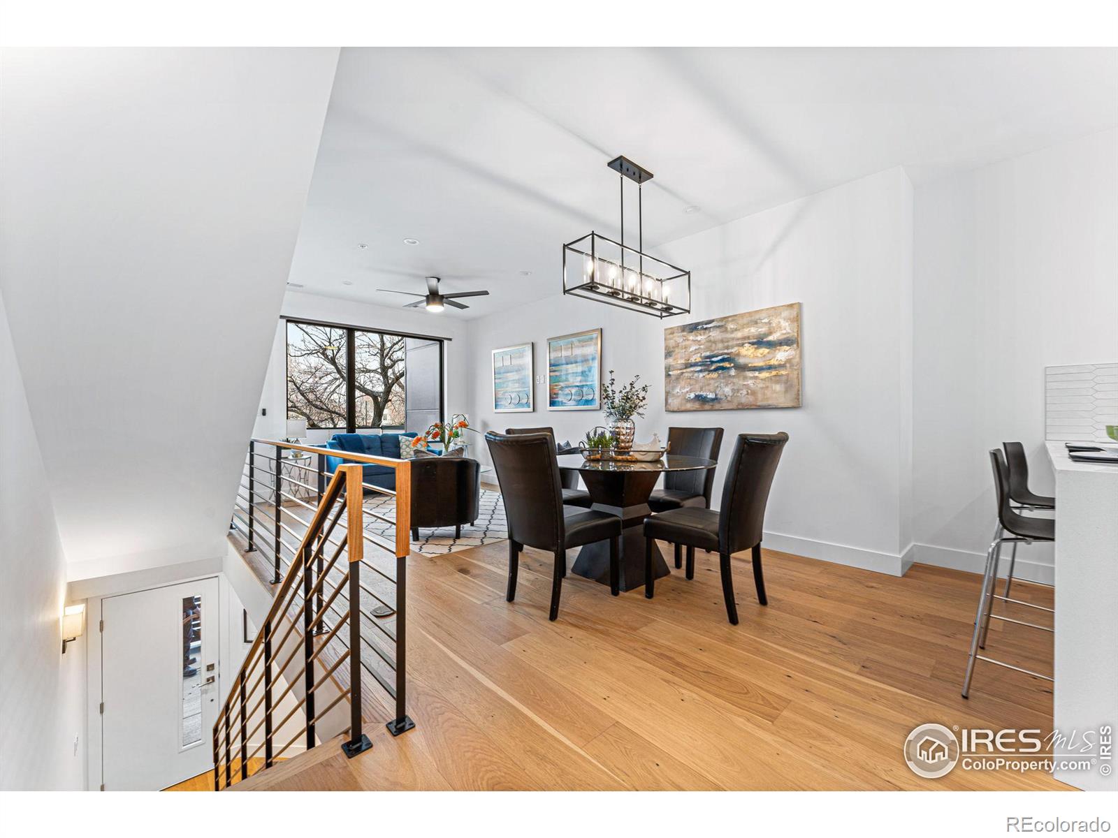 2465 Walnut Street Unit: 11