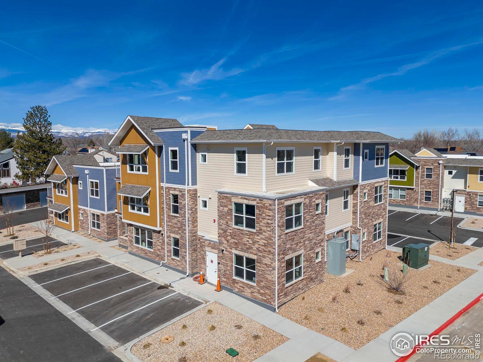 290 S Cherrywood Drive Unit: 301