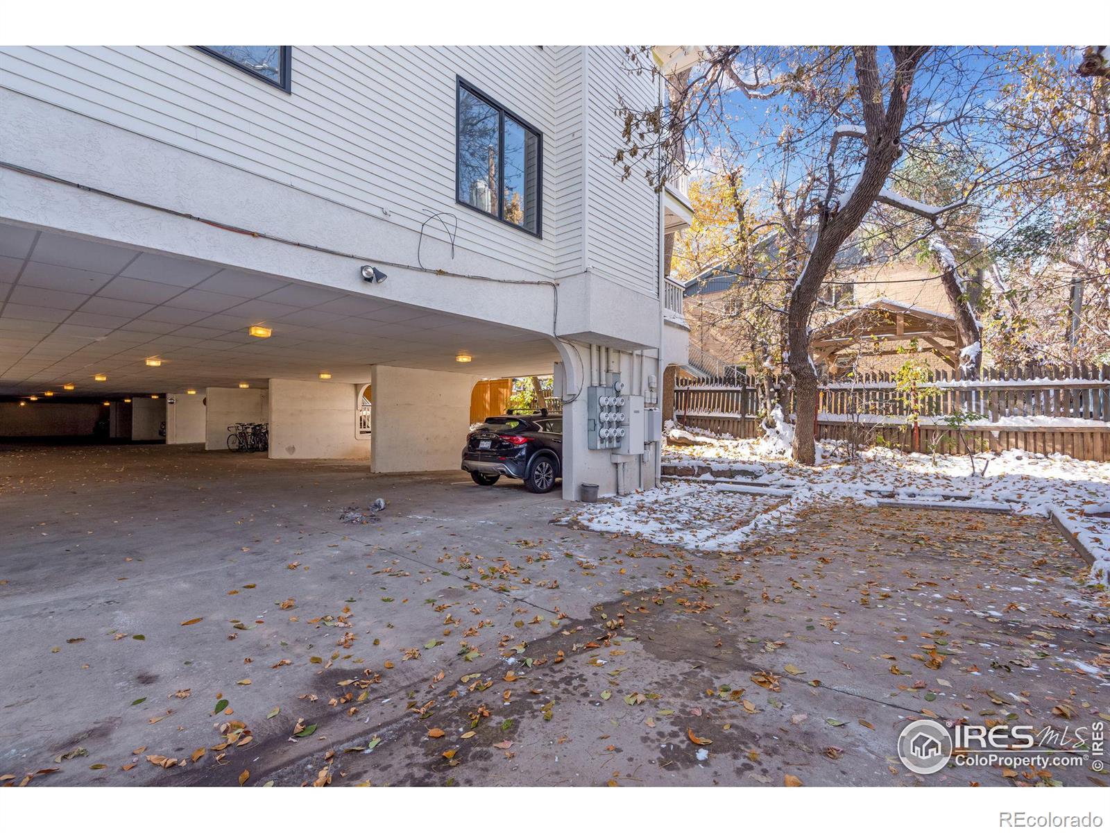 2420 9th Street Unit: 16