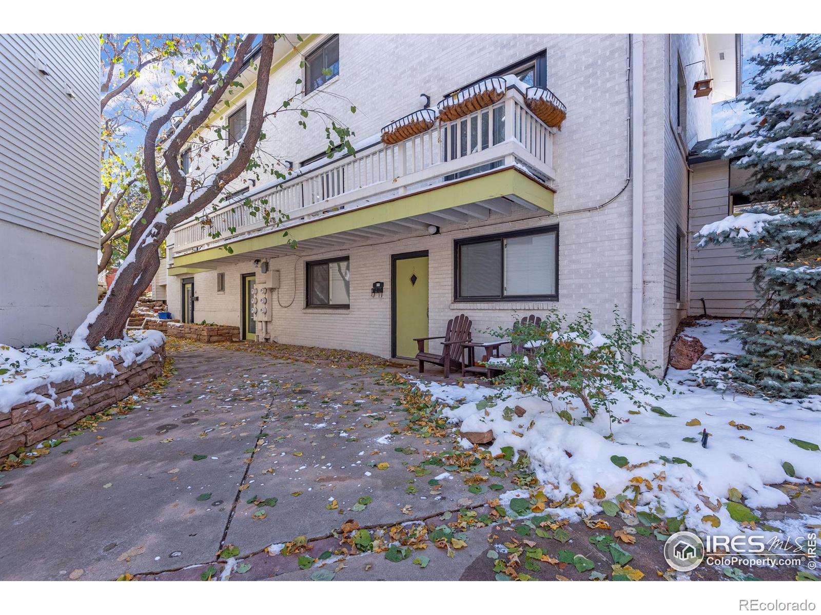 2420 9th Street Unit: 16