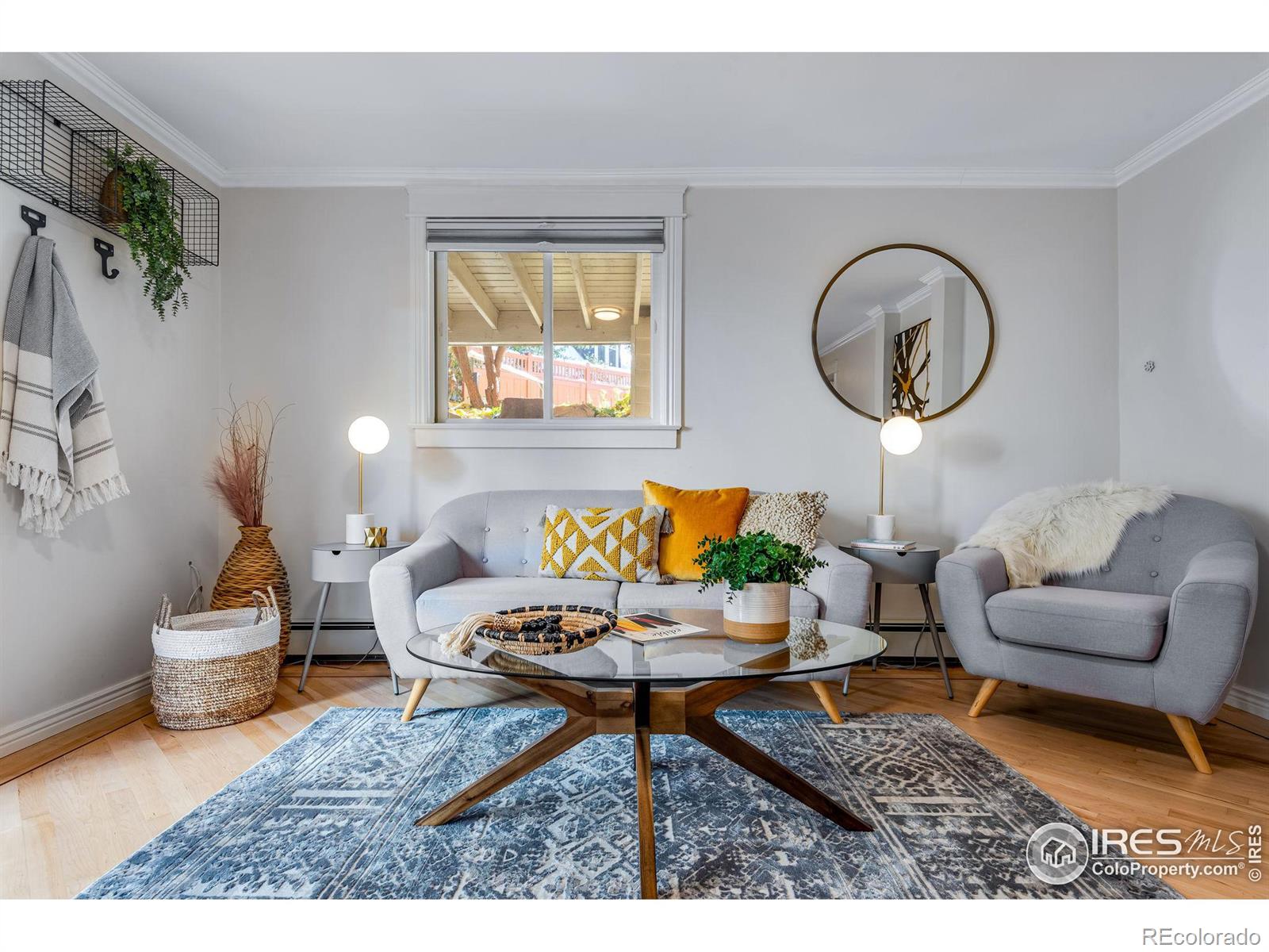 2420 9th Street Unit: 16