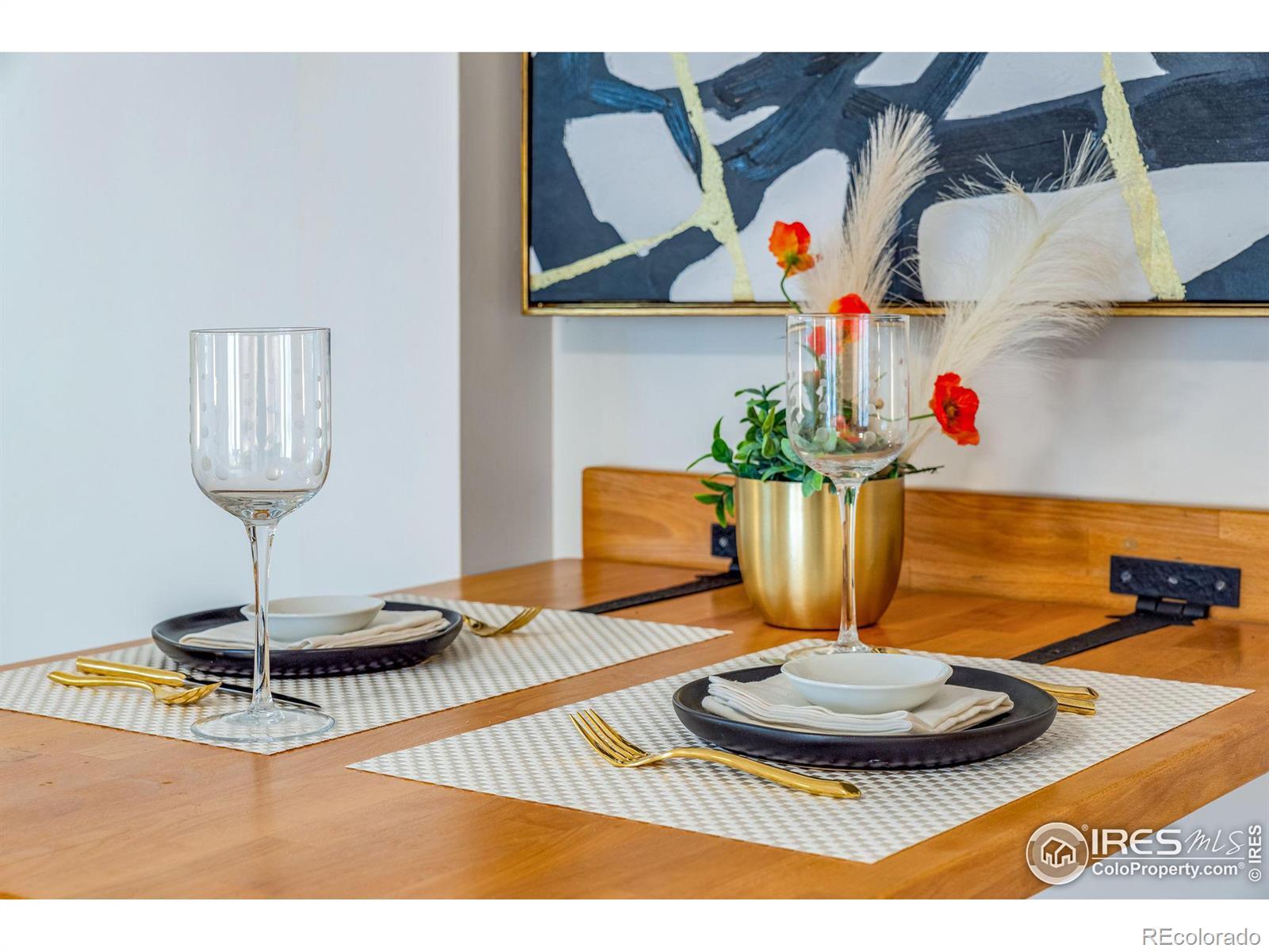 2420 9th Street Unit: 16