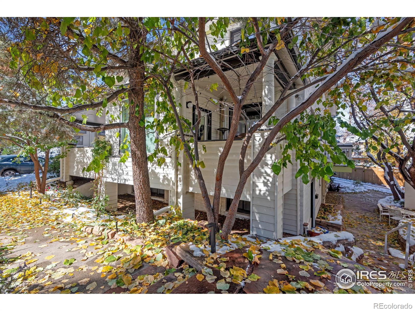 2420 9th Street Unit: 16