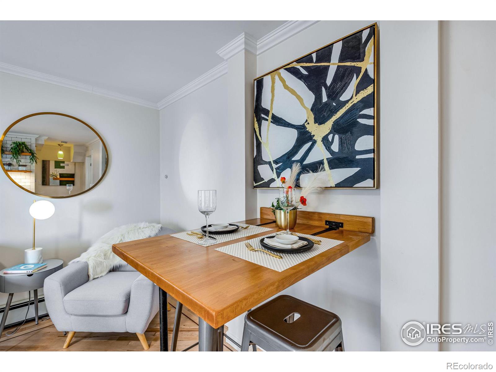 2420 9th Street Unit: 16