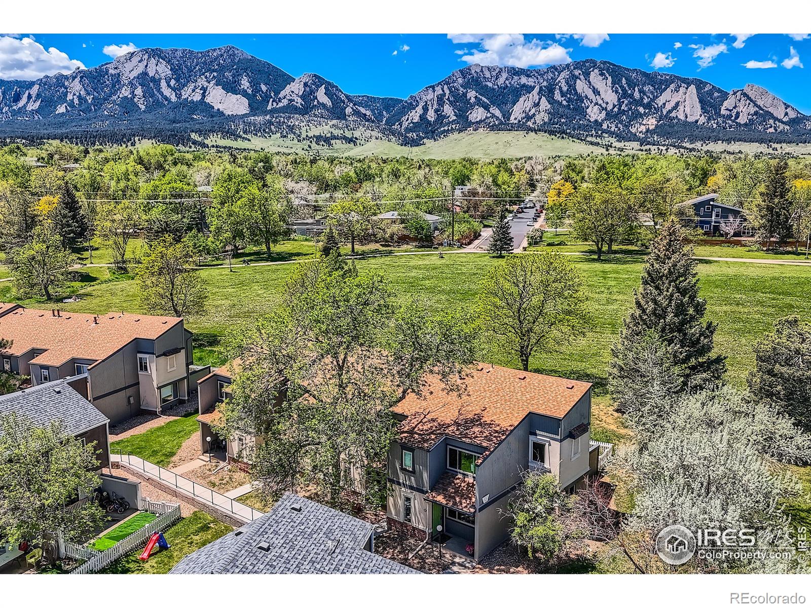 919 W Moorhead Circle Unit: A