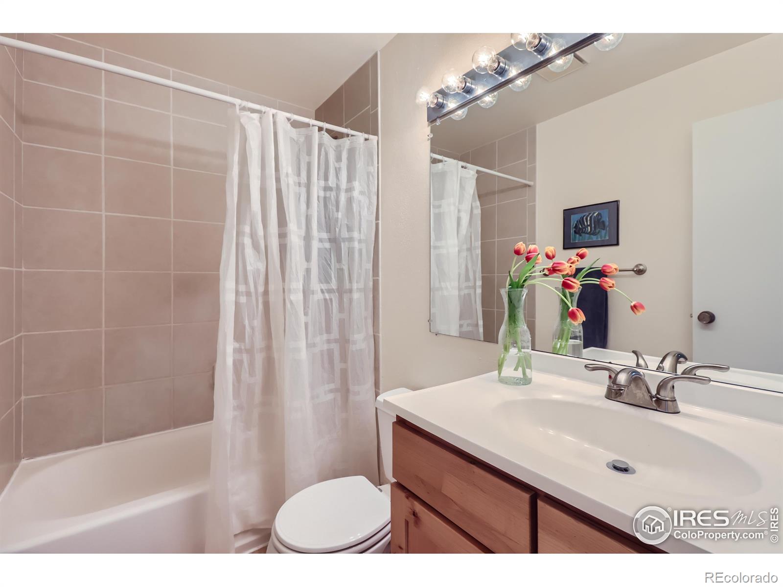 919 W Moorhead Circle Unit: A