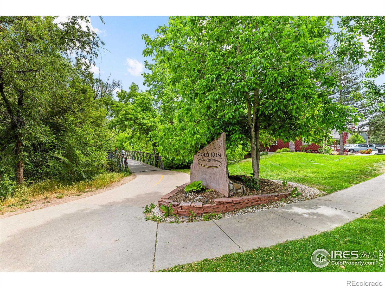 2875 Shadow Creek Drive Unit: 301
