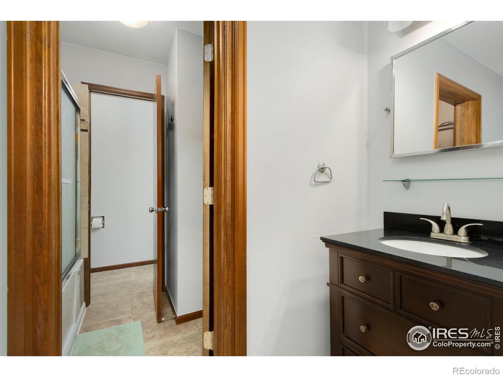 1610 Westbridge Drive Unit: 17