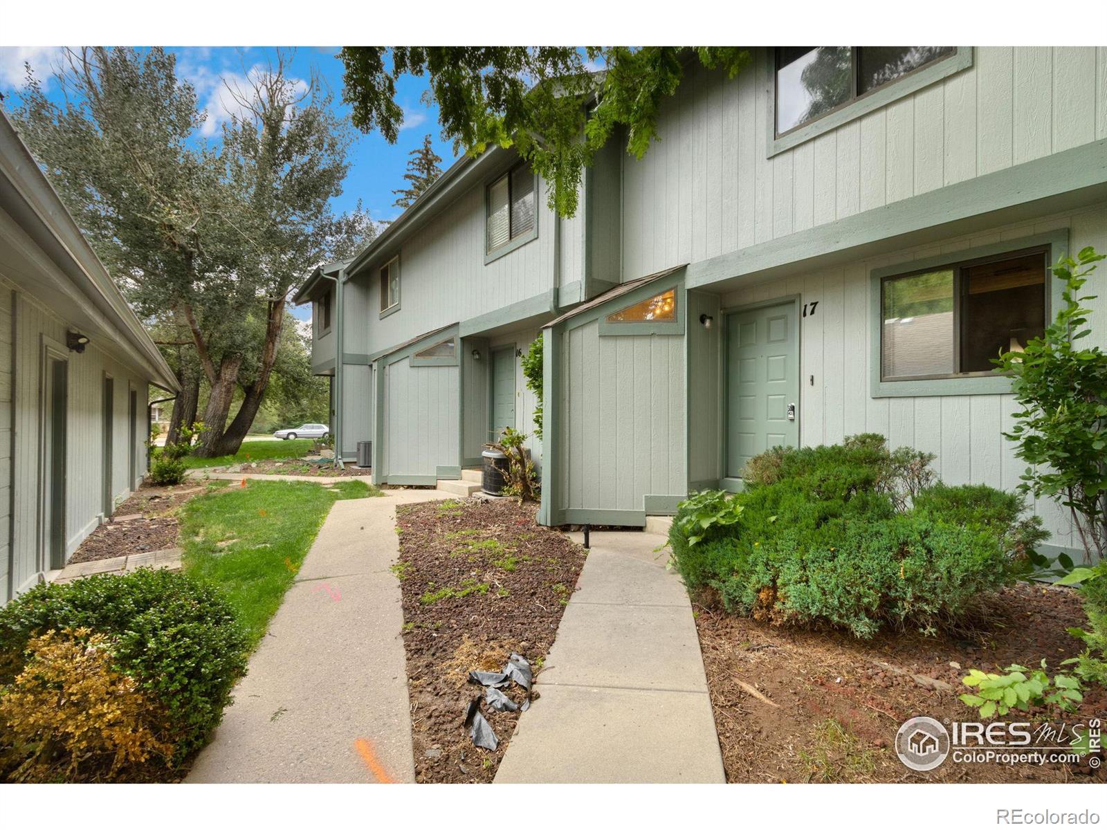1610 Westbridge Drive Unit: 17