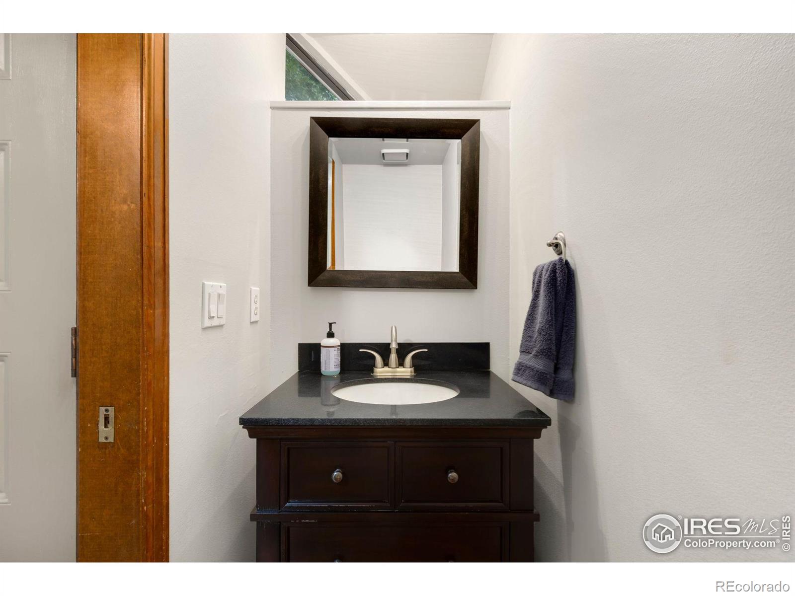 1610 Westbridge Drive Unit: 17