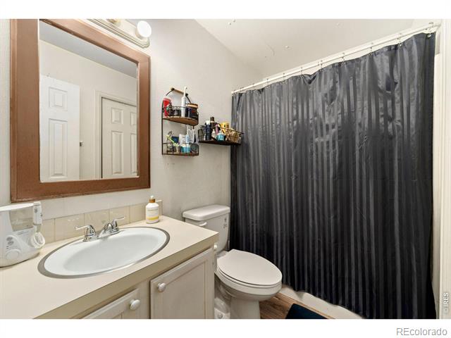 1090 Sundering Drive