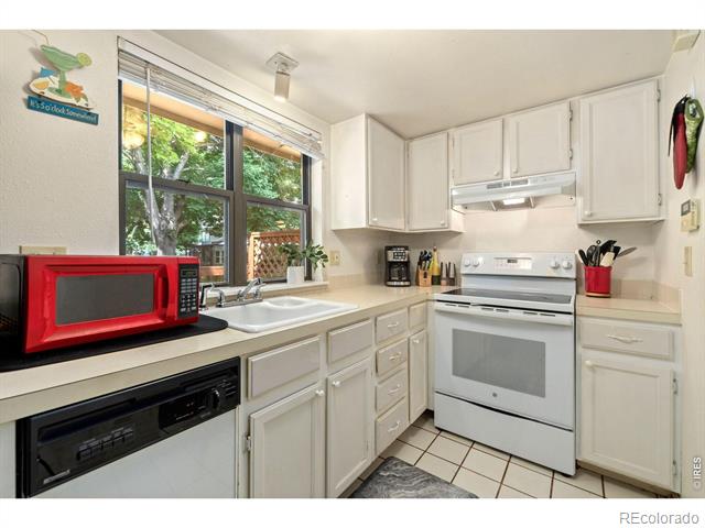 1090 Sundering Drive