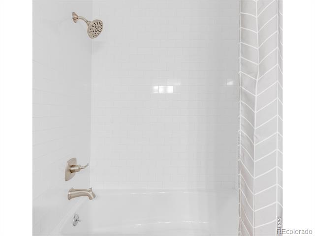 3870 Broadway Street Unit: 12