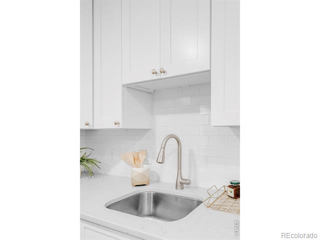 3870 Broadway Street Unit: 12