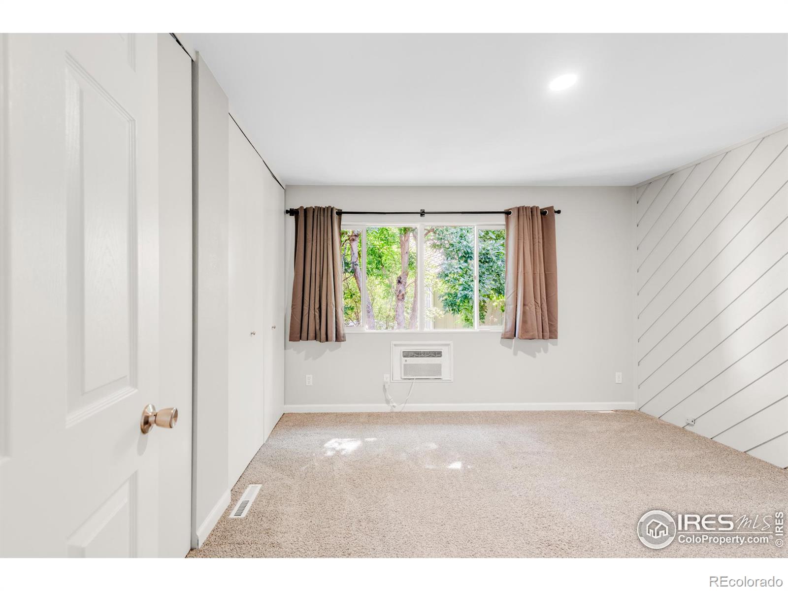 3870 Broadway Street Unit: 12