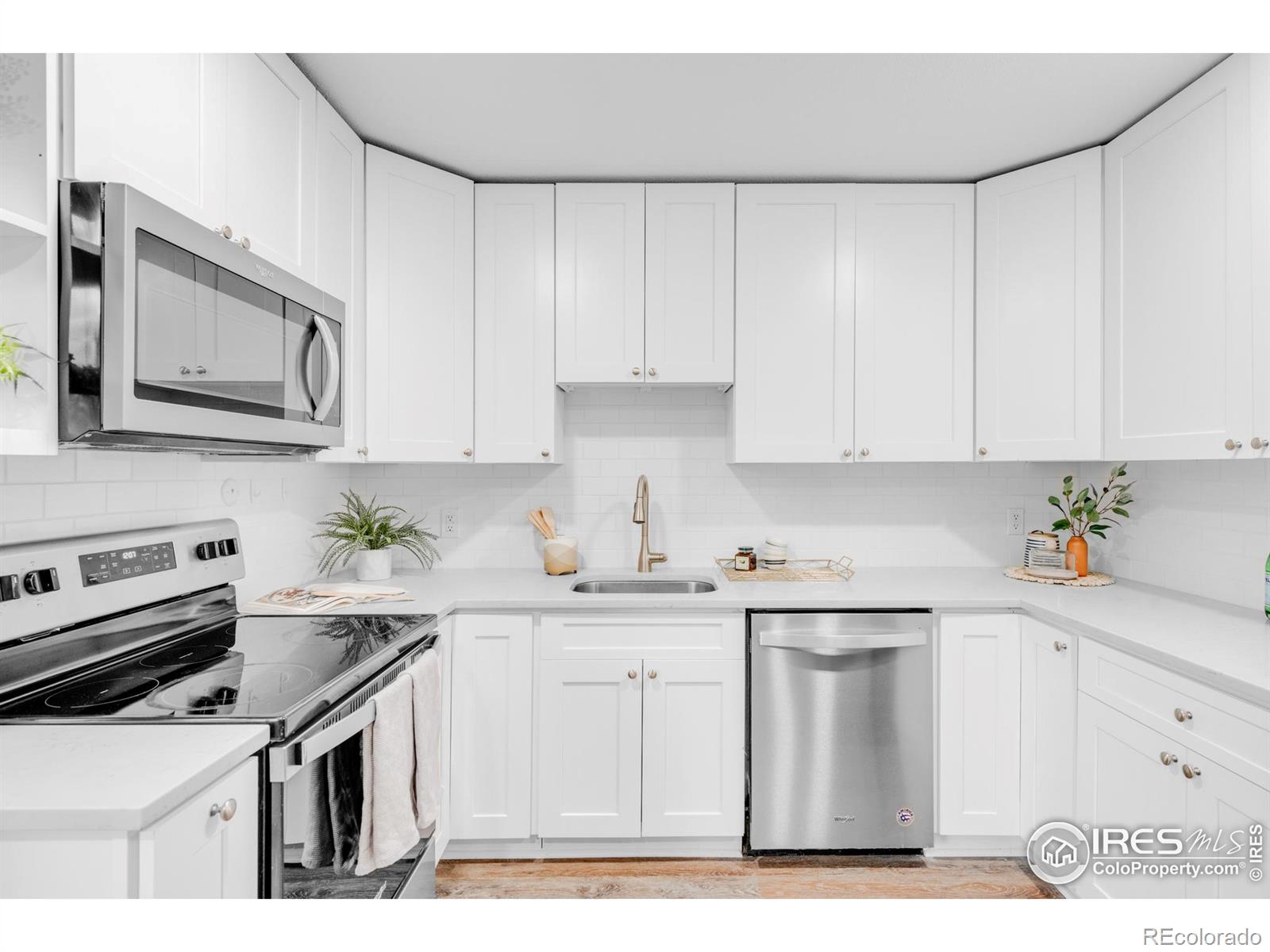 3870 Broadway Street Unit: 12