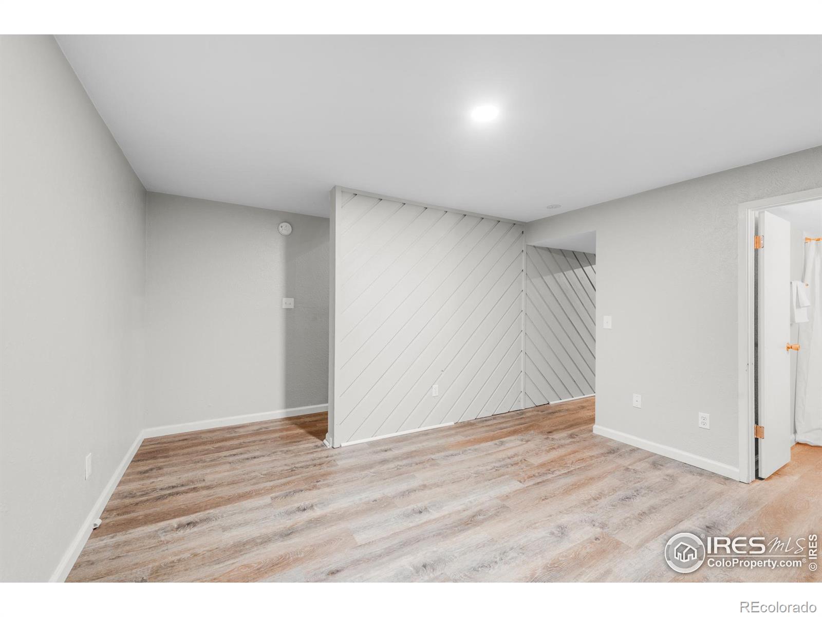 3870 Broadway Street Unit: 12