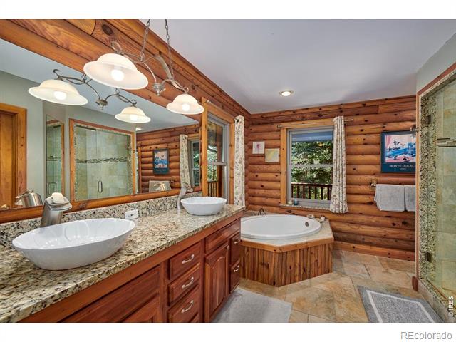 323 Spruce Way