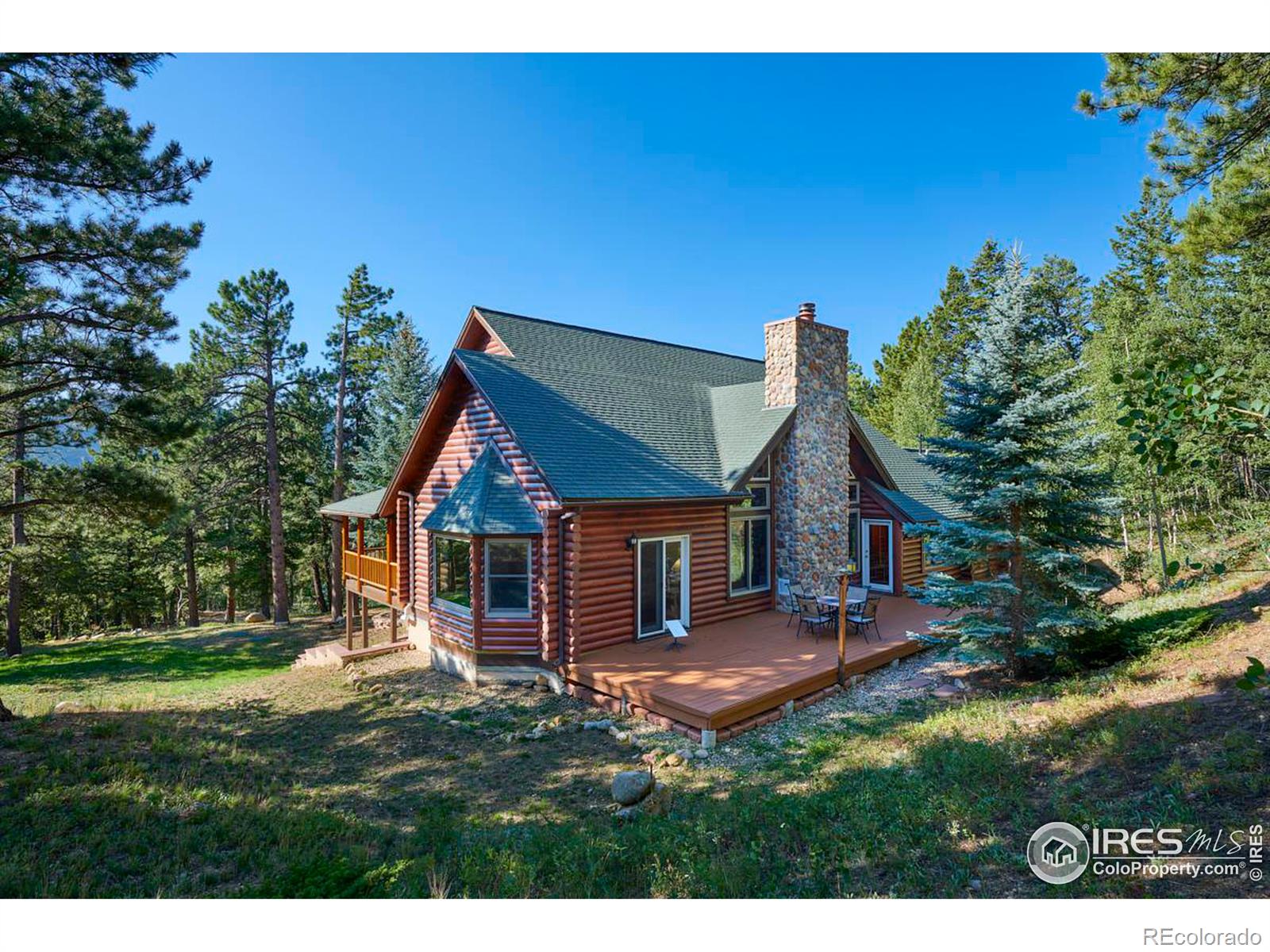 323 Spruce Way