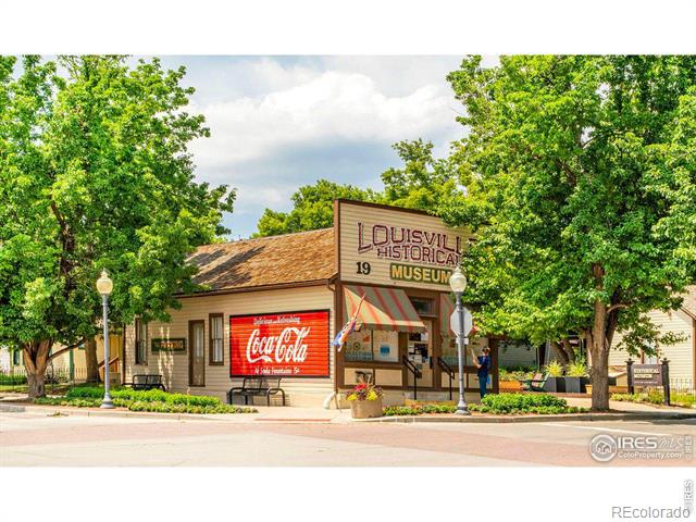 268 S Buchanan Circle