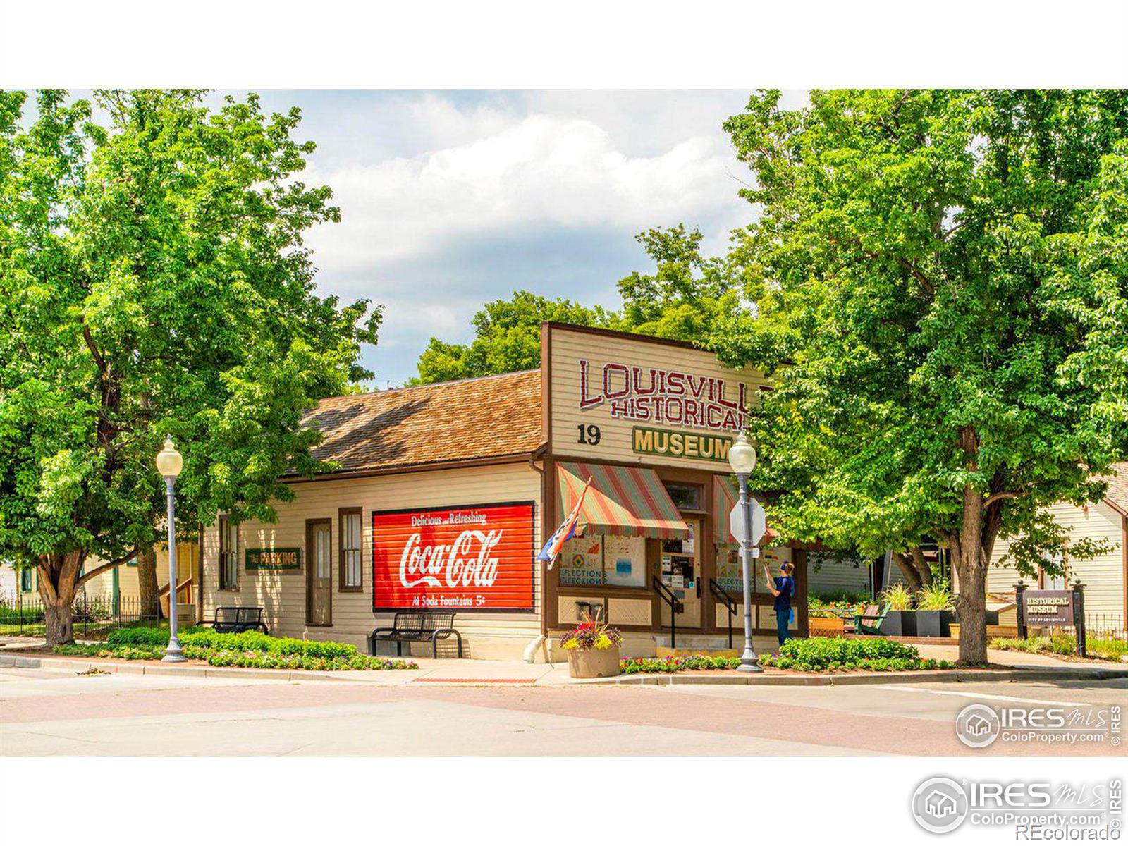268 S Buchanan Circle