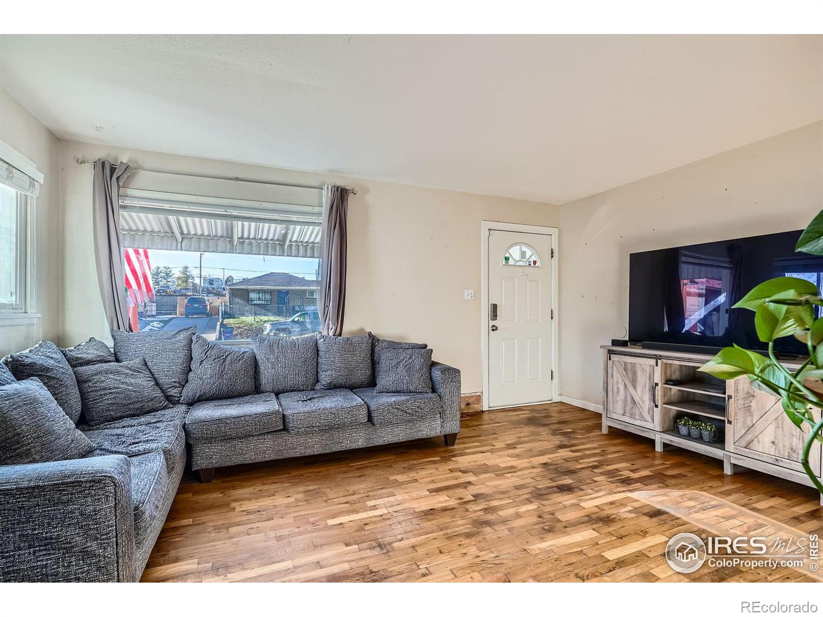 258 S Zenobia Street