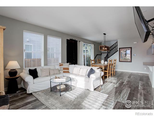 2324 W 164th Place