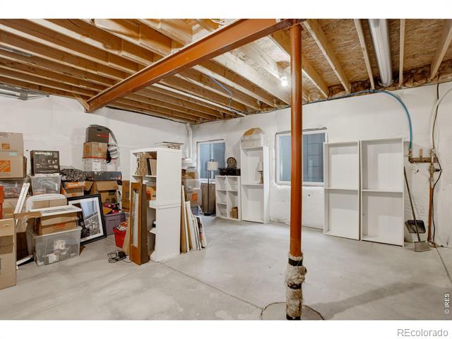2324 W 164th Place