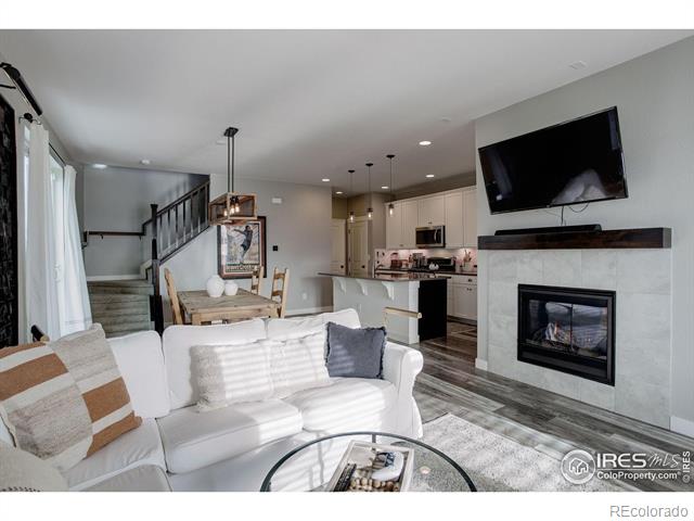 2324 W 164th Place