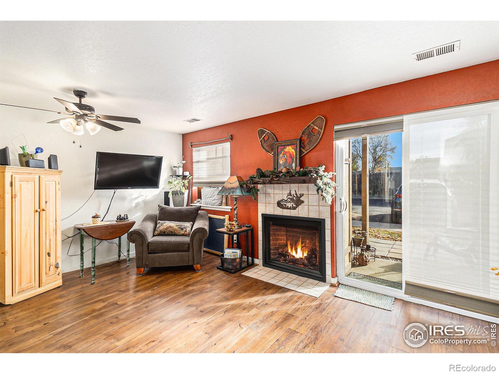 225 E 8th Avenue Unit: F-4